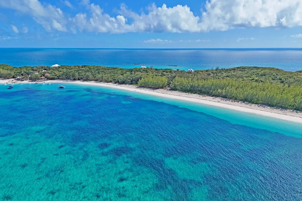 Rose Island Acreage Rose Island BS