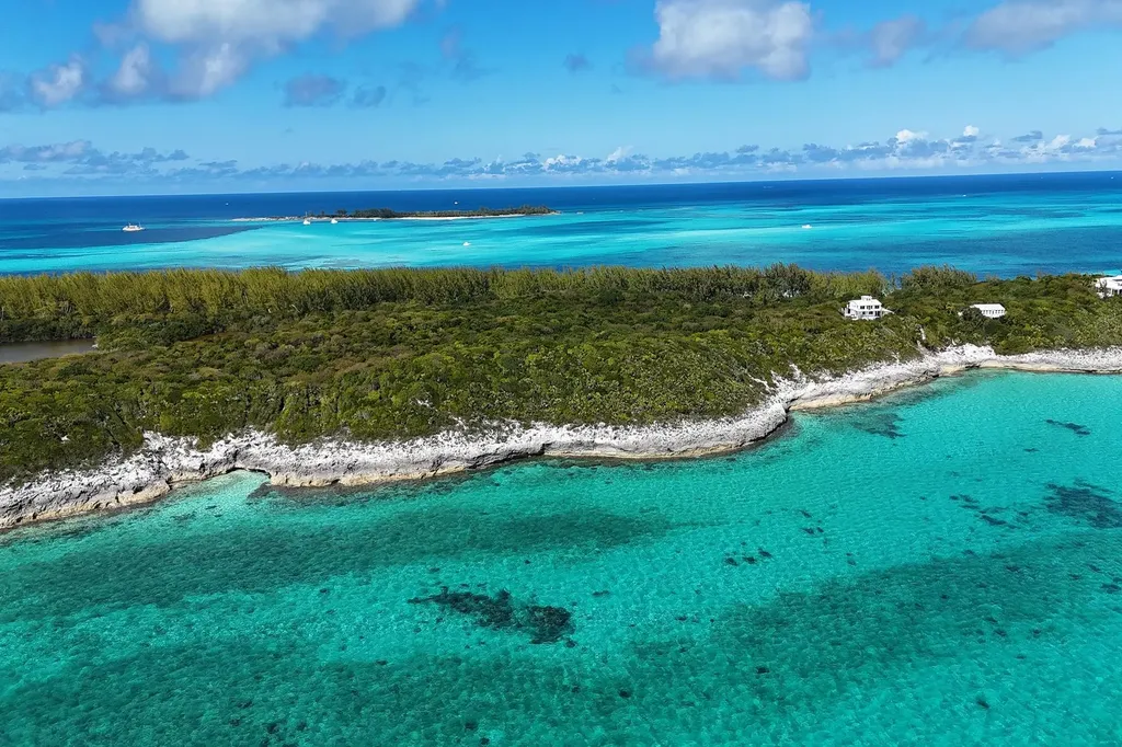 Rose Island Acreage Rose Island BS