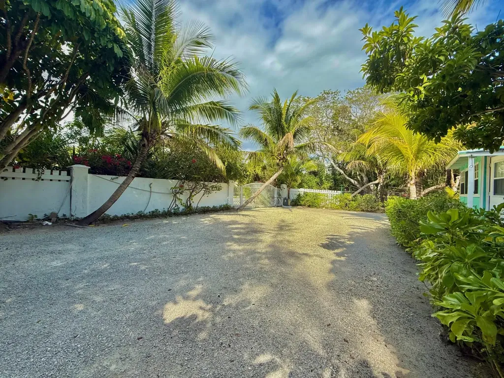 Diamonds By The Sea Lilac Grand Bahama Freeport BS