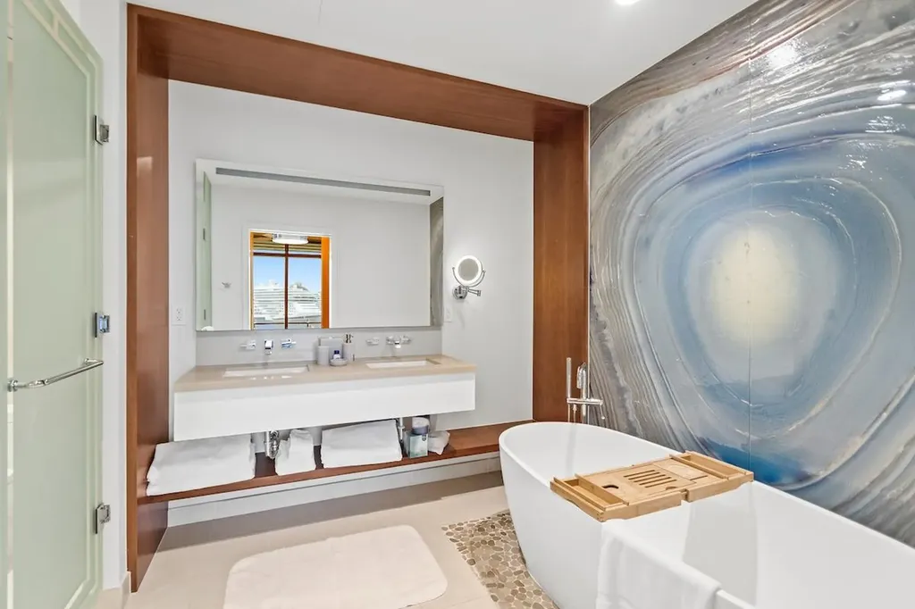 One Particular Harbour New Providence Paradise Island BS