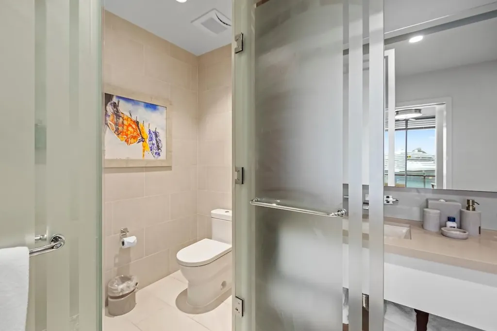 One Particular Harbour New Providence Paradise Island BS