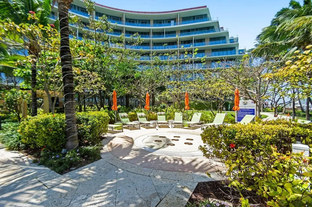 One Particular Harbour New Providence Paradise Island BS