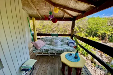 La Pazita Eleuthera BS