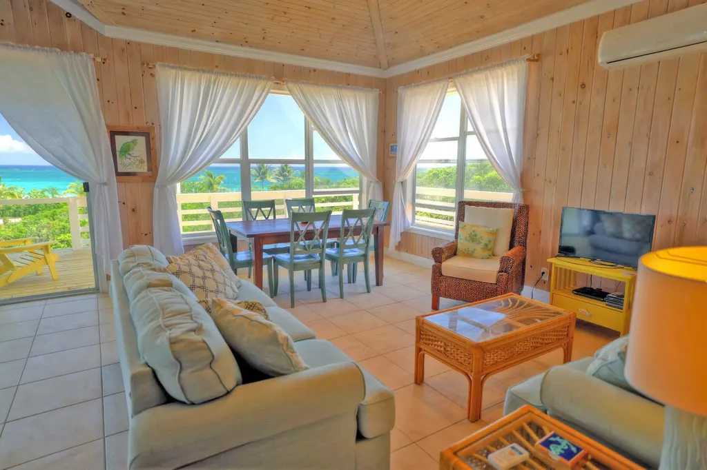 Rhumball #390 Long Beach Abaco BS