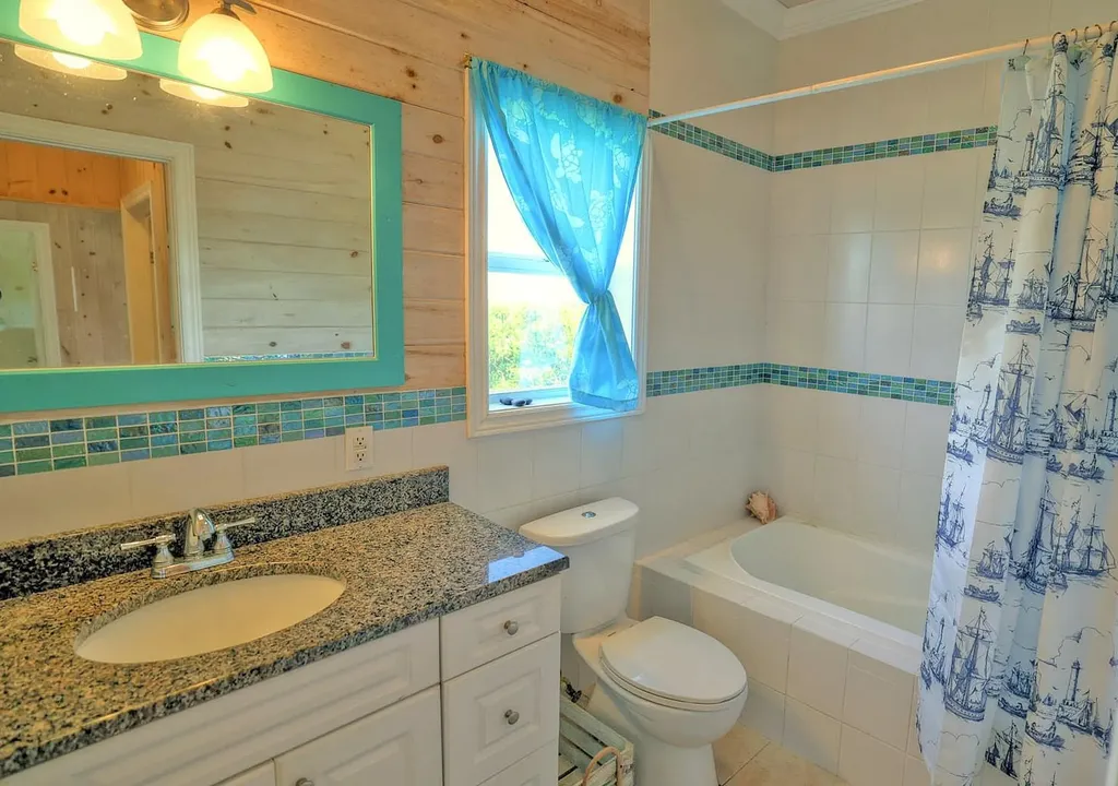 Rhumball #390 Long Beach Abaco BS