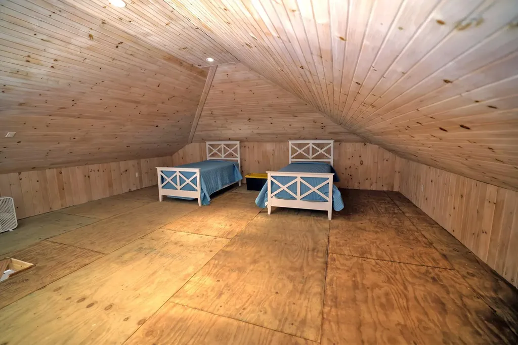 Rhumball #390 Long Beach Abaco BS