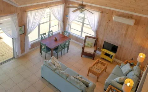 Rhumball #390 Long Beach Abaco BS