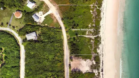 Rhumball #390 Long Beach Abaco BS