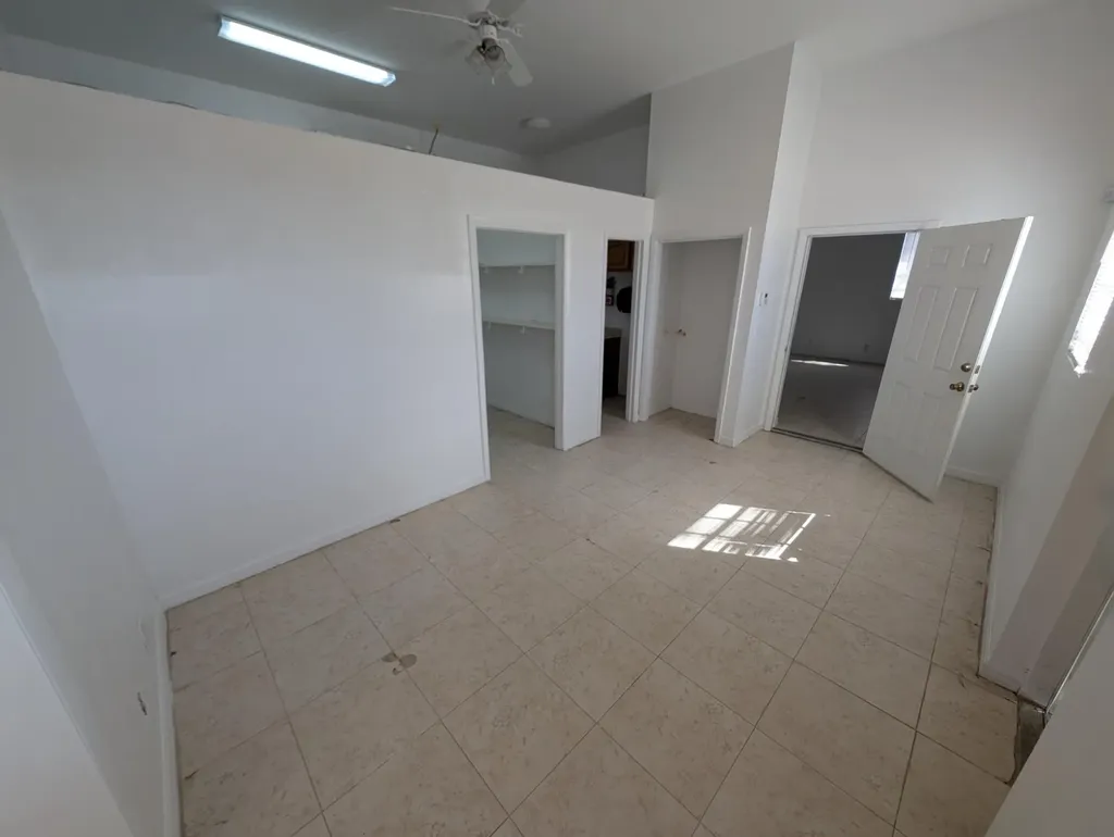 Shelly Street 3b Grand Bahama Freeport BS