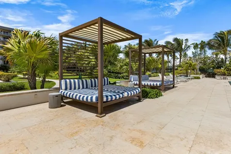 West Bay Street New Providence Paradise Island BS
