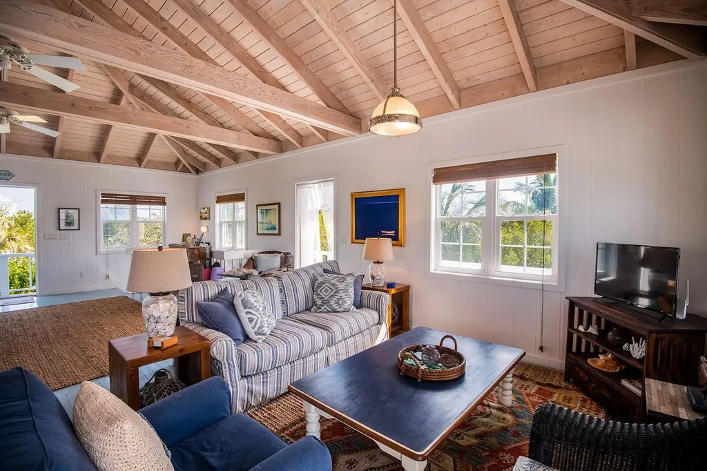 Simplicity Lot M Abaco BS