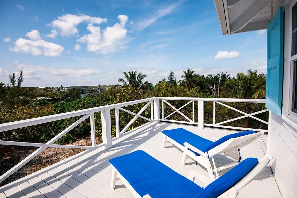 Simplicity Lot M Abaco BS