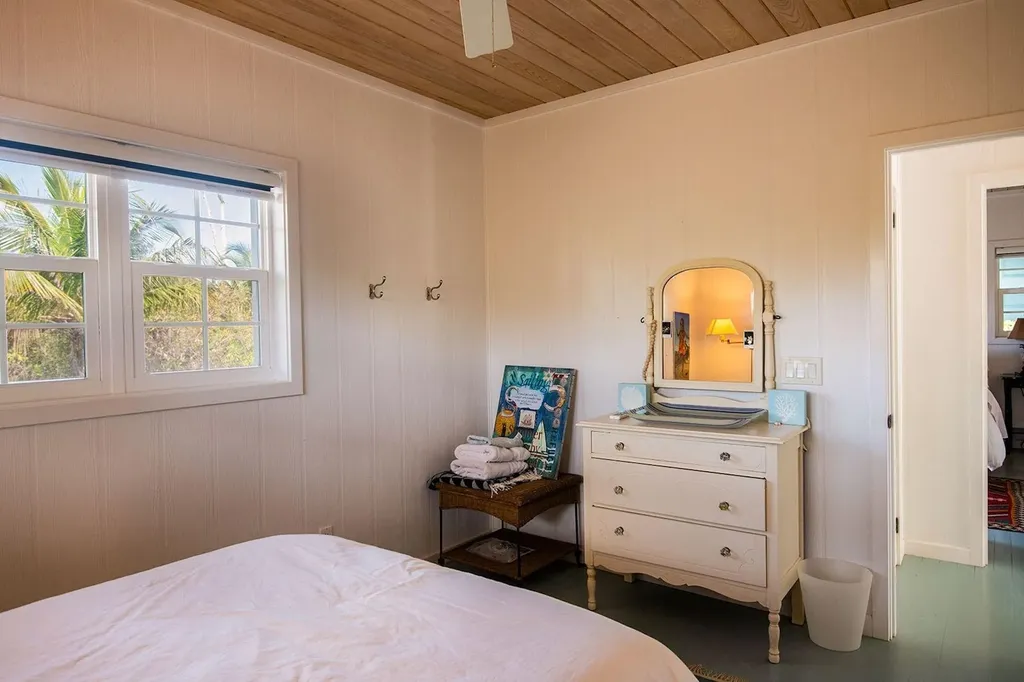 Simplicity Lot M Abaco BS