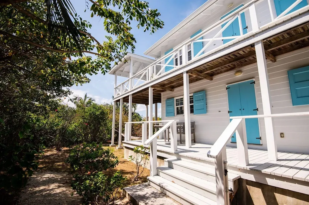 Simplicity Lot M Abaco BS