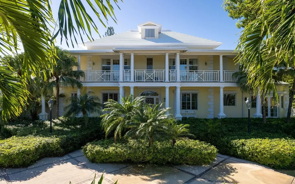 The Columns, Eastern Road New Providence Paradise Island BS