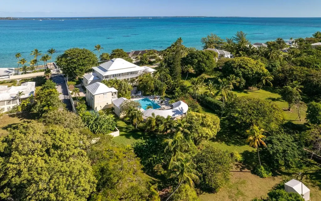 The Columns, Eastern Road New Providence Paradise Island BS