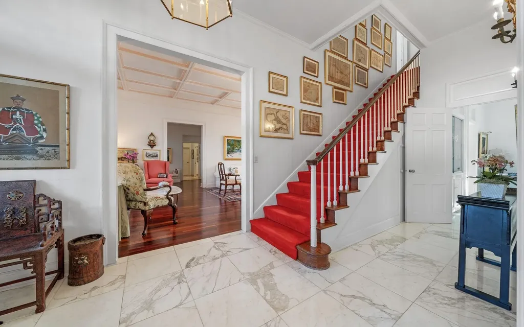 The Columns, Eastern Road New Providence Paradise Island BS