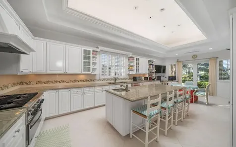 The Columns, Eastern Road New Providence Paradise Island BS