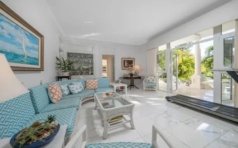 The Columns, Eastern Road New Providence Paradise Island BS