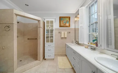 The Columns, Eastern Road New Providence Paradise Island BS