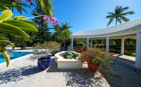 The Columns, Eastern Road New Providence Paradise Island BS