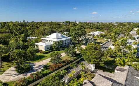 The Columns, Eastern Road New Providence Paradise Island BS