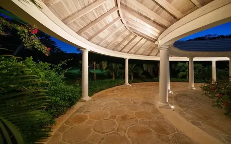 The Columns, Eastern Road New Providence Paradise Island BS