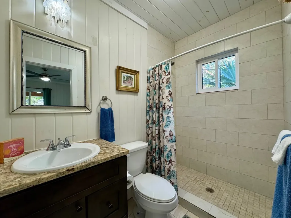 Sandy Toes And Sunny Haze Eleuthera BS