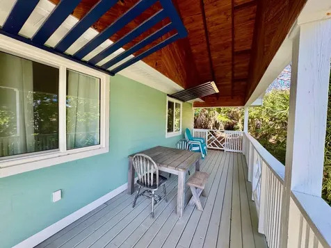 Sandy Toes And Sunny Haze Eleuthera BS