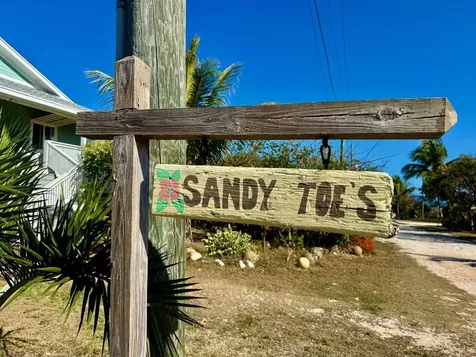 Sandy Toes And Sunny Haze Eleuthera BS