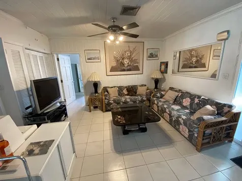 Market Street 12 New Providence Paradise Island BS