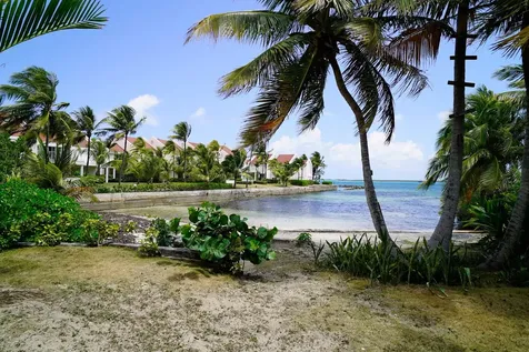 Dicks Point, New Providen New Providence Paradise Island BS