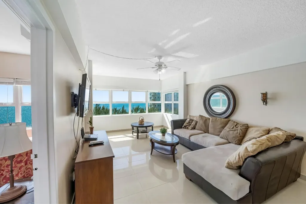 Riviera Towers Grand Bahama Freeport BS