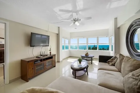 Riviera Towers Grand Bahama Freeport BS