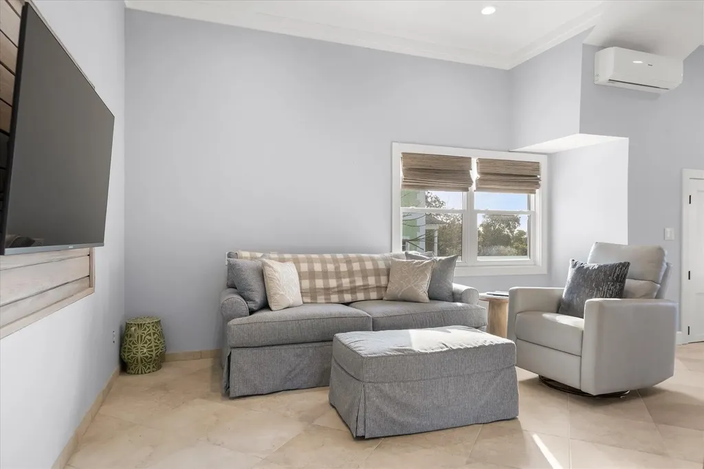 36 Sunrise Bay Abaco BS