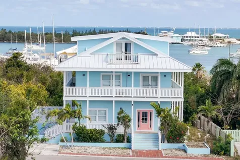 36 Sunrise Bay Abaco BS