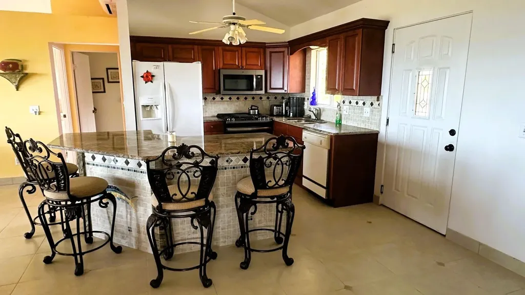 Lot 23 Blk 14 Rainbow Bay Eleuthera BS