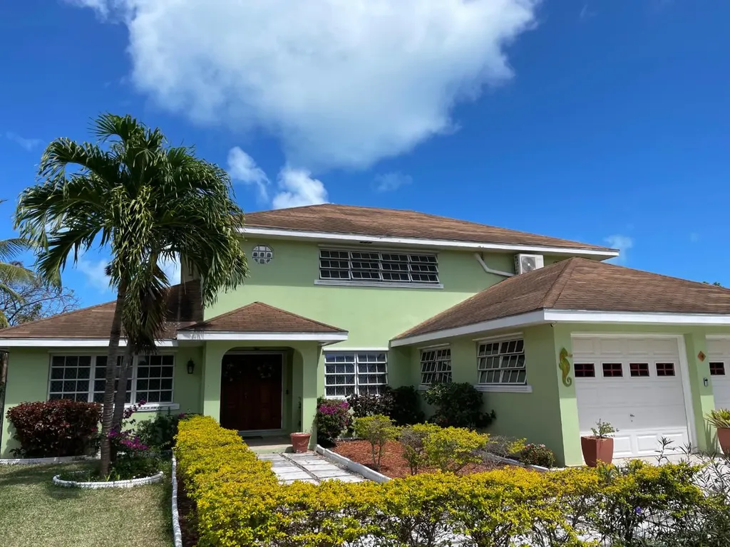 Home In Winton Meadows New Providence Paradise Island BS