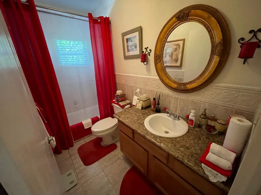 Home In Winton Meadows New Providence Paradise Island BS