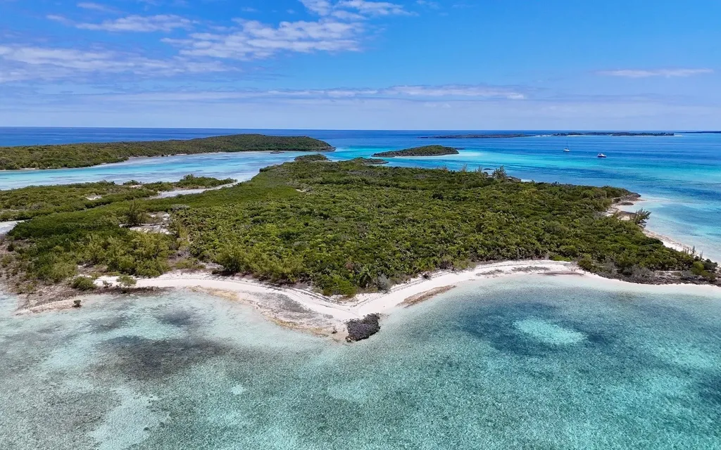 Sand Dollar Cay Berry Islands BS