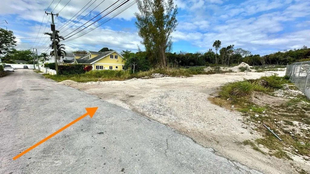 Highland Park Villas Lot 13 New Providence Paradise Island BS