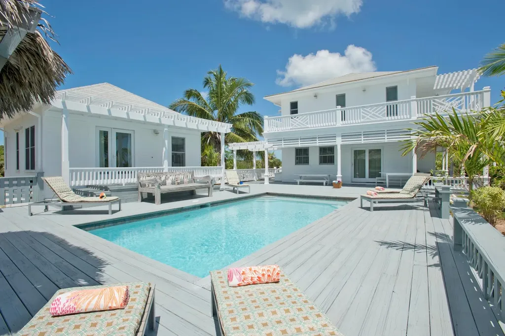 Banks Road Eleuthera BS