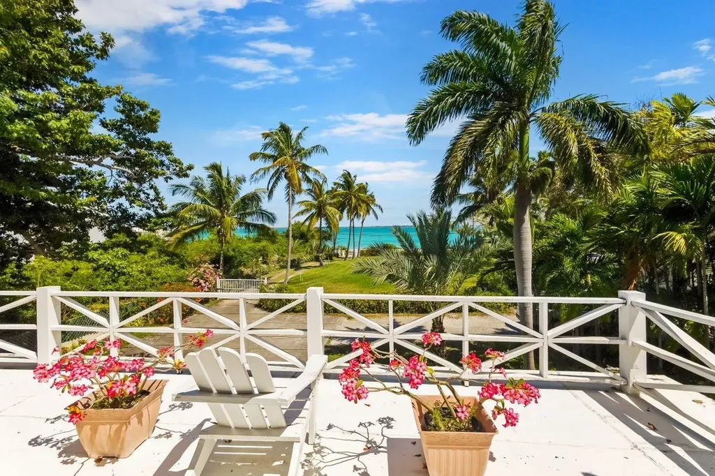 Eastern Road 165 New Providence Paradise Island BS