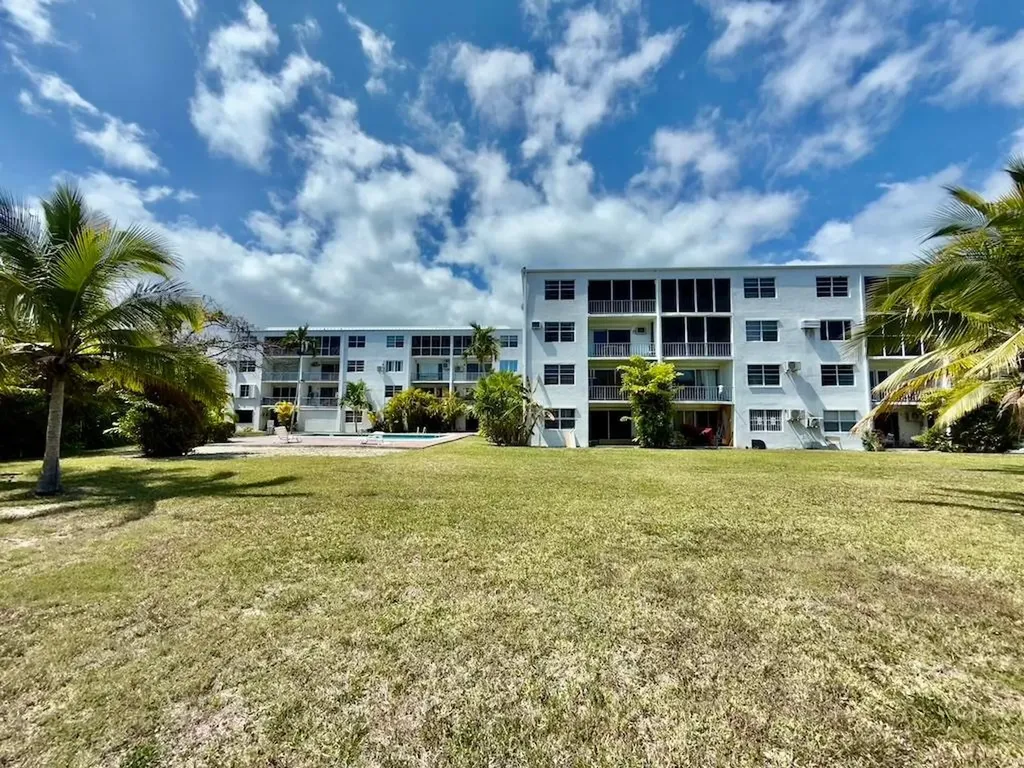 Lakeview Manor Grand Bahama Freeport BS