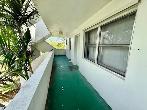 Lakeview Manor Grand Bahama Freeport BS