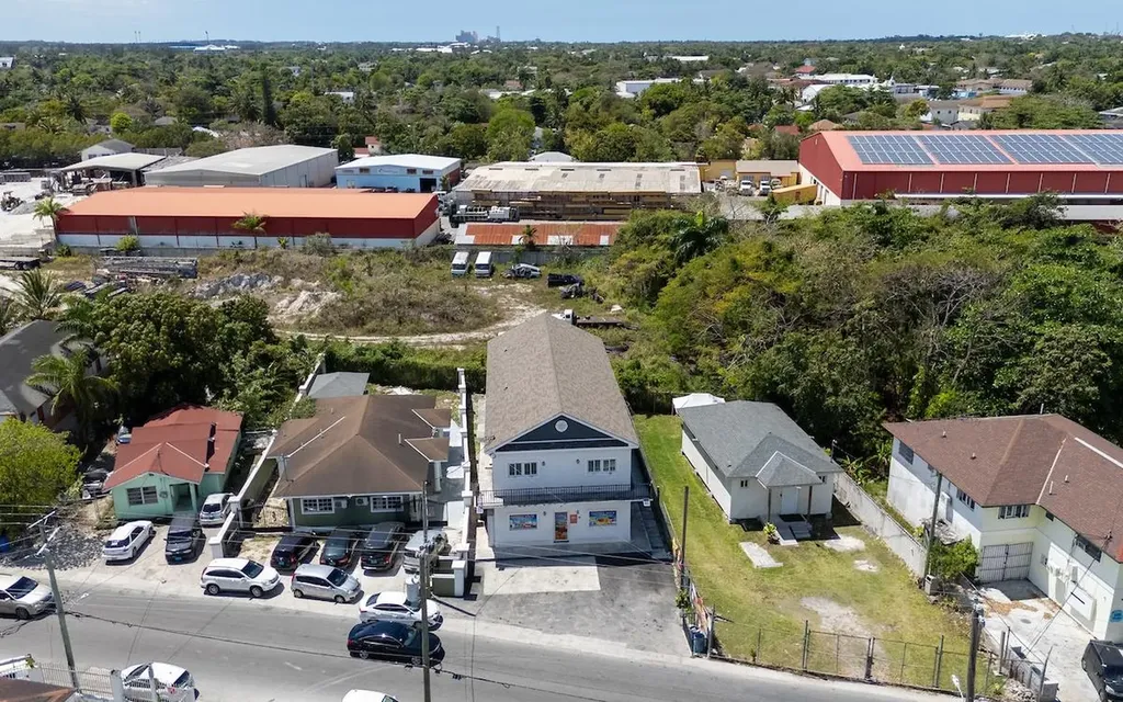 #24 Claridge Road New Providence Paradise Island BS