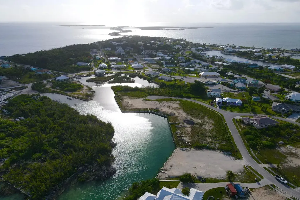Royal Harbour Lot 6 Abaco BS