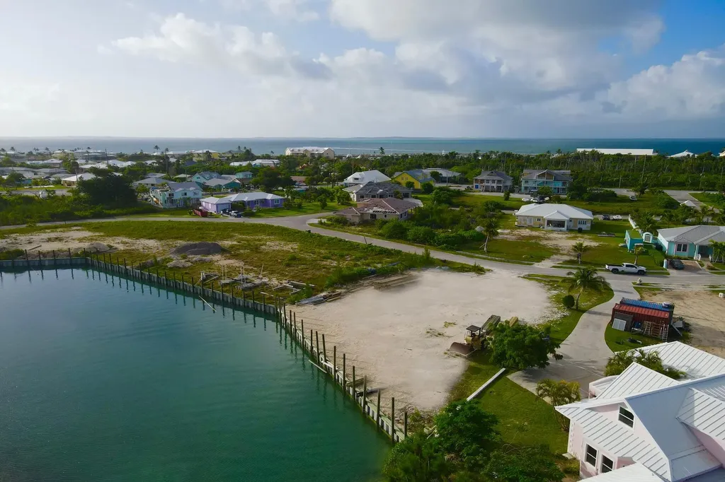 Royal Harbour Lot 6 Abaco BS