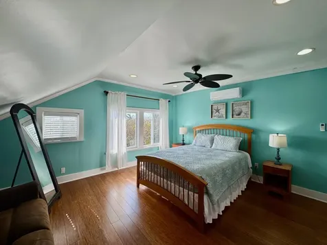 Sweet Merlot, Light Road Eleuthera BS