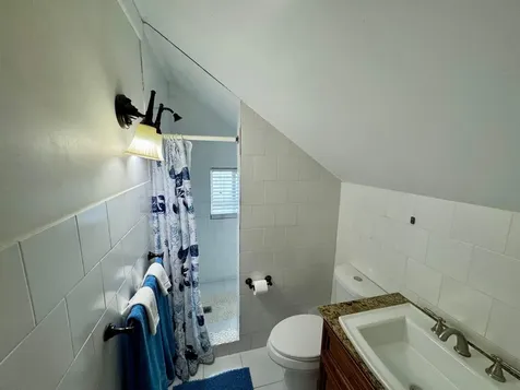 Sweet Merlot, Light Road Eleuthera BS